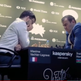 Mamedyarov, Shakhriyar Vachier Lagrave, Maxime Riga  1-0 FIDE Riga GP – R4 – 24 juillet 2019 – 7.Qa4+ Qd7 8.Qa3 b6 9.Nf3 Bb7